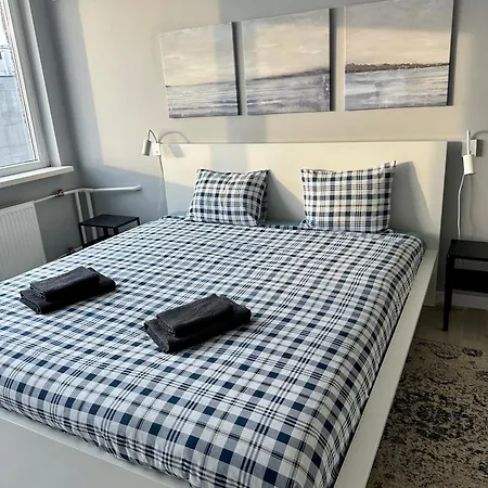 Panoramic View And Free Parking