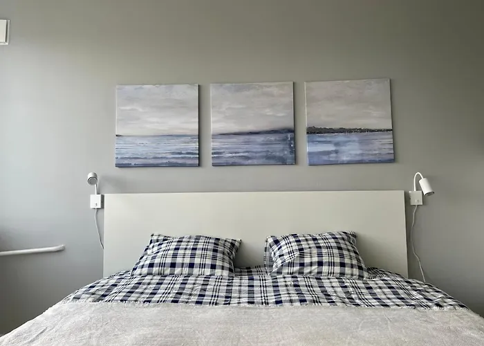 Panoramic View And Free Parking *