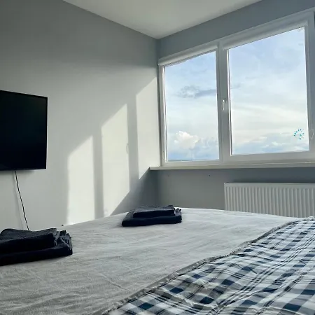 Panoramic View And Free Parking 아파트 *