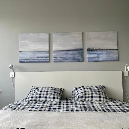 Panoramic View And Free Parking *